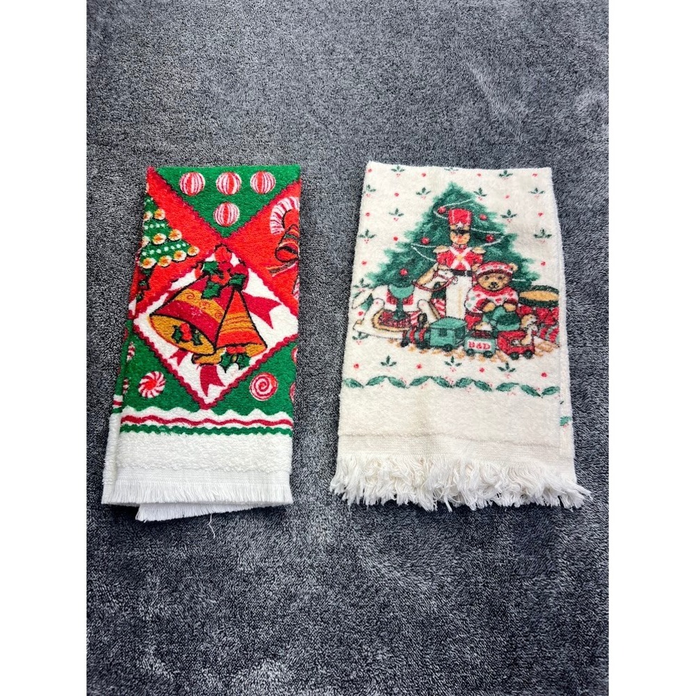 Vintage B&D Christmas Hand Towels Set of 2 Nutcracker Bells Candy Cane Fringe